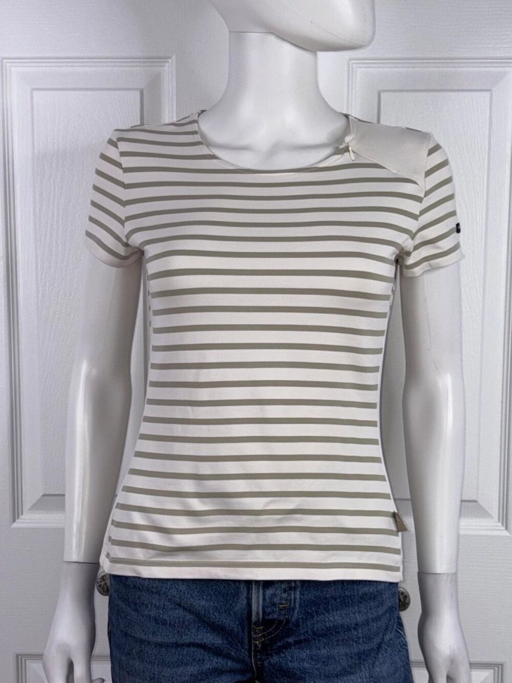 SAINT JAMES women's  t-shirt size 6